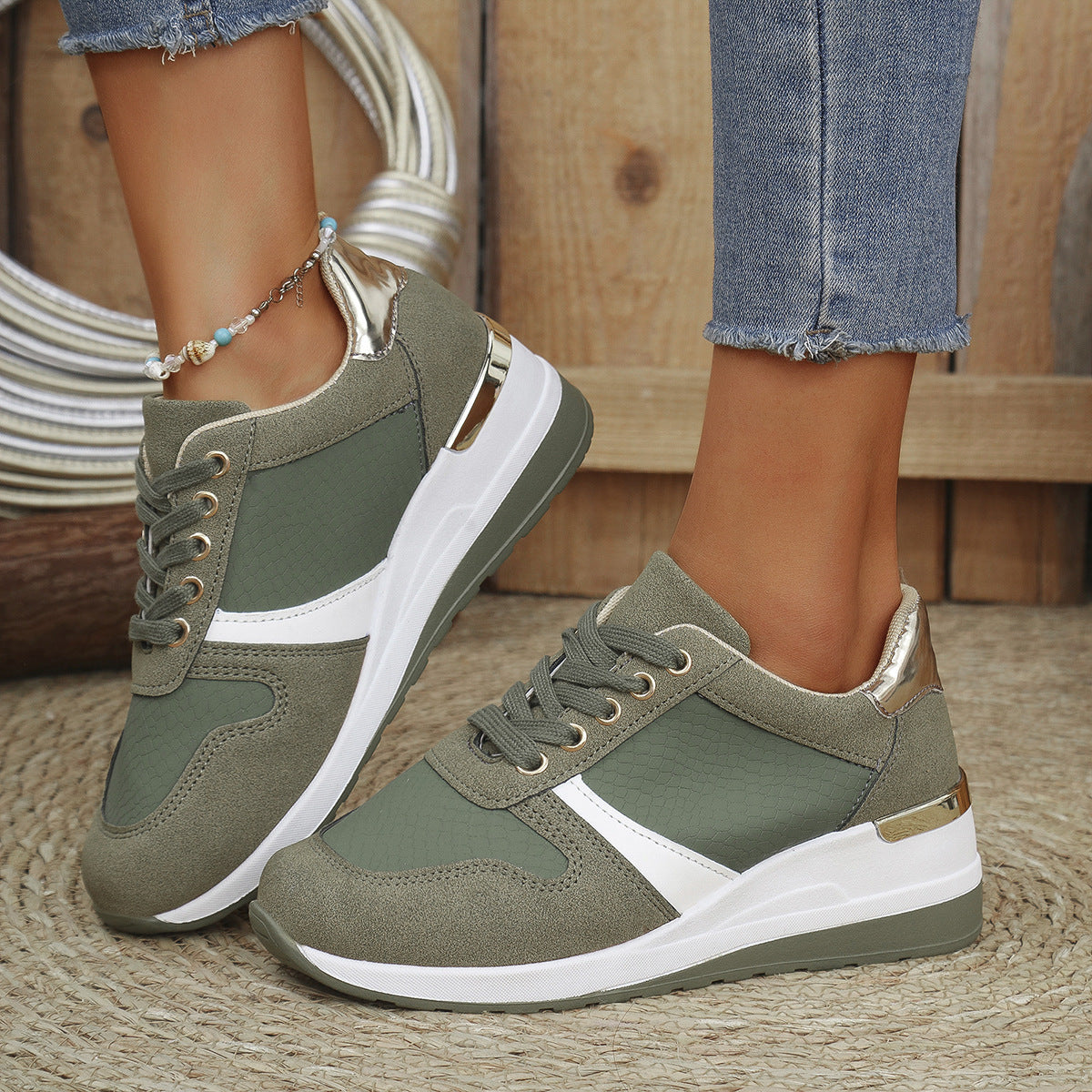 Casual Plus Size Lace Up Sneaker Women