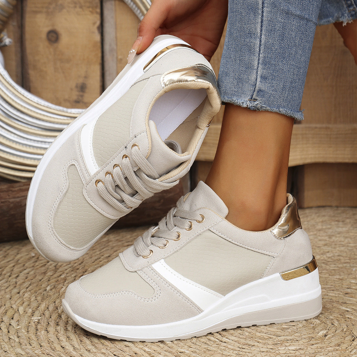 Casual Plus Size Lace Up Sneaker Women