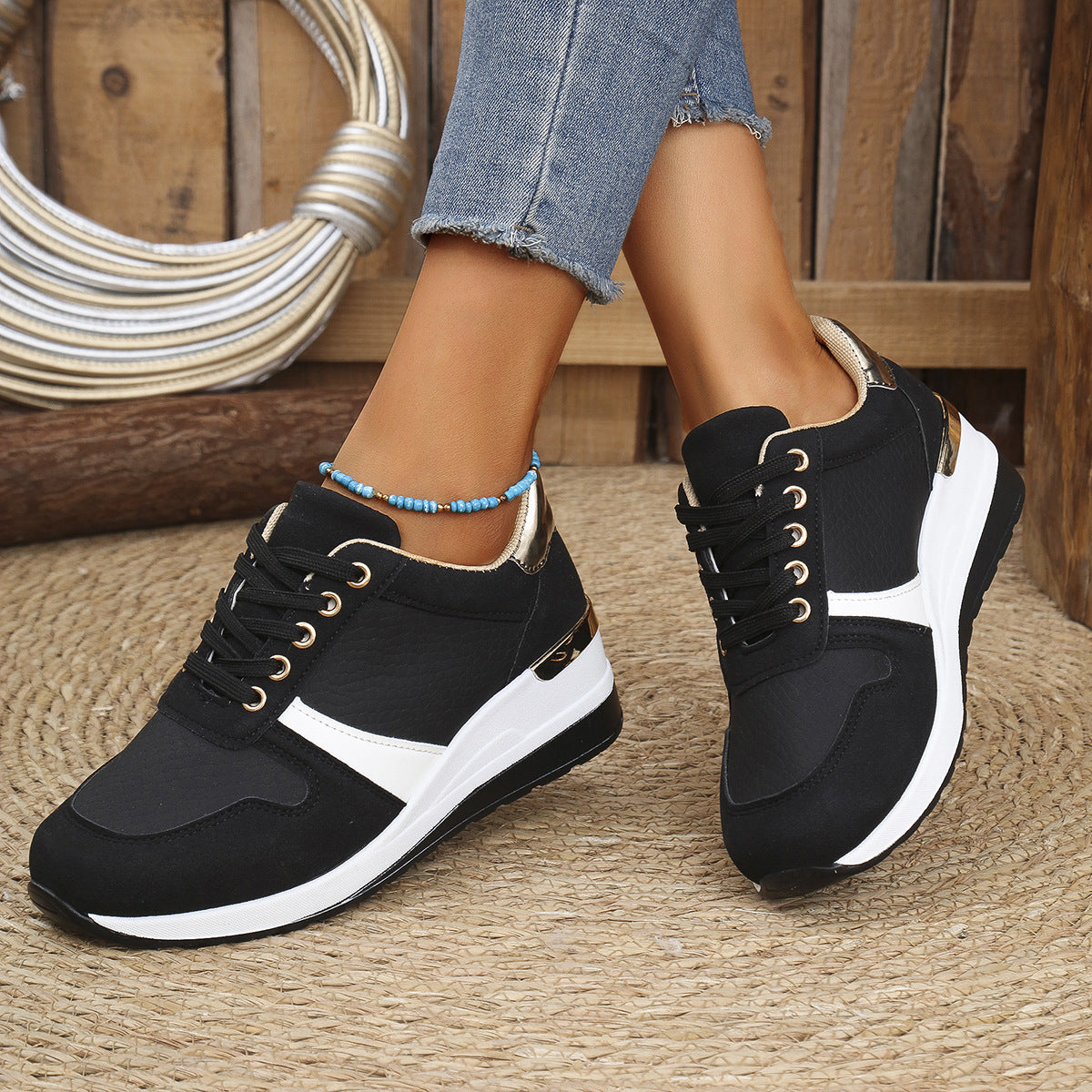 Casual Plus Size Lace Up Sneaker Women